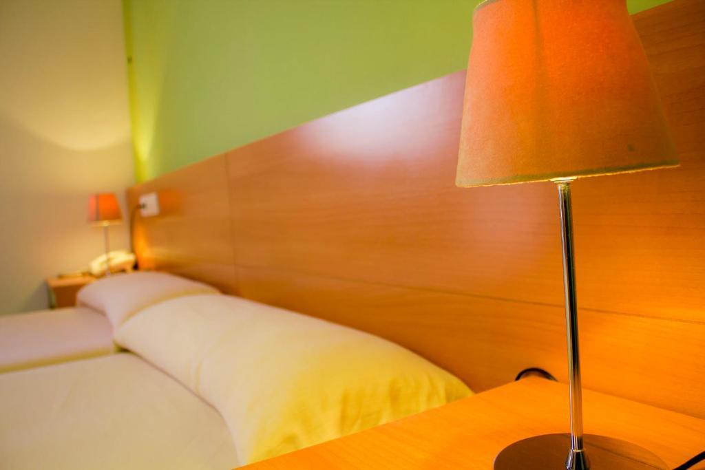 Hotel Restaurante Caracho コレージャ 部屋 写真