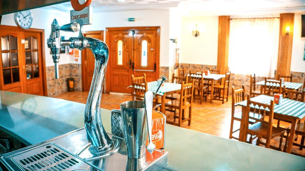 Hotel Restaurante Caracho コレージャ エクステリア 写真