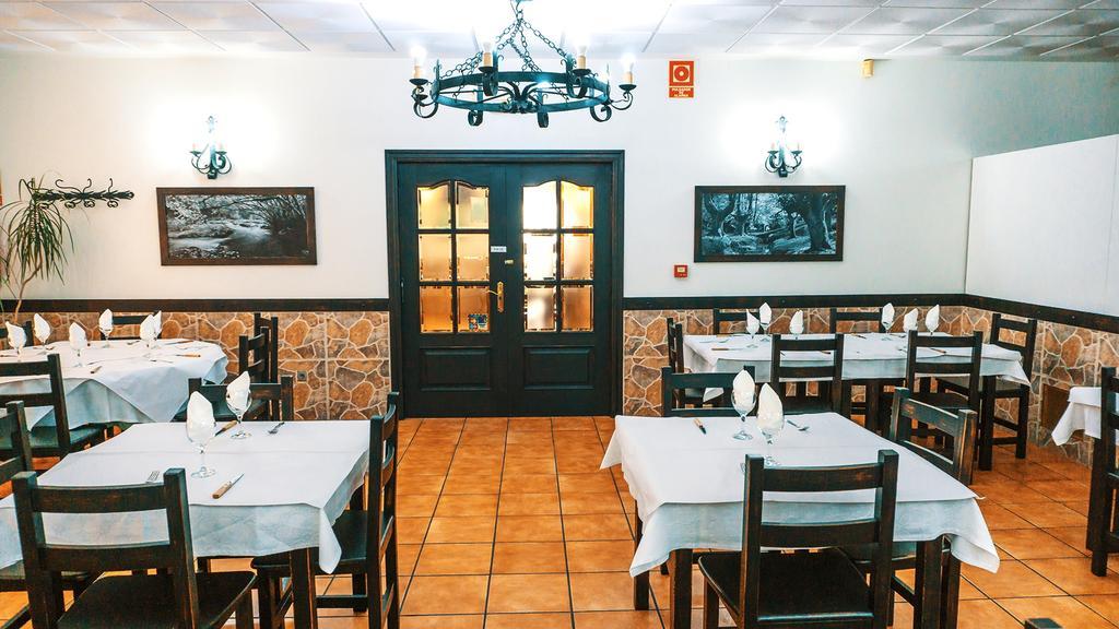 Hotel Restaurante Caracho コレージャ エクステリア 写真