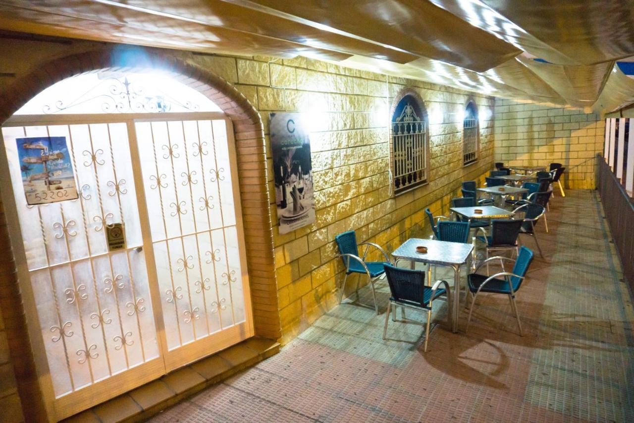 Hotel Restaurante Caracho コレージャ エクステリア 写真